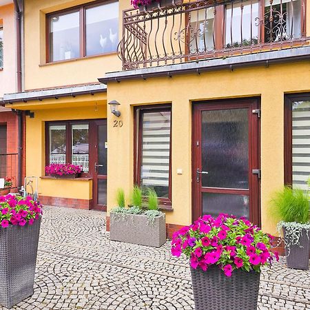 Visit Baltic - Rycerska Apartment ชวีโนวิชแจ ภายนอก รูปภาพ