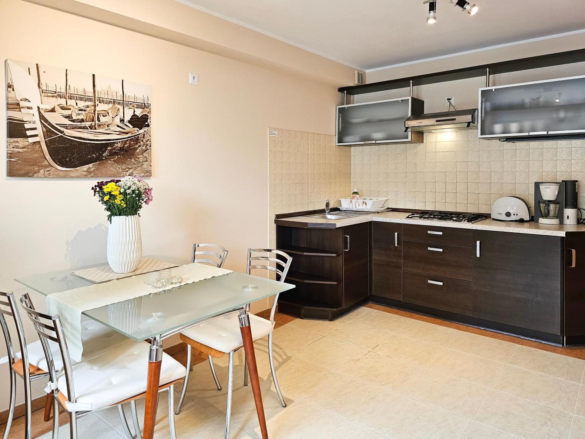 Visit Baltic - Rycerska Apartment ชวีโนวิชแจ ภายนอก รูปภาพ