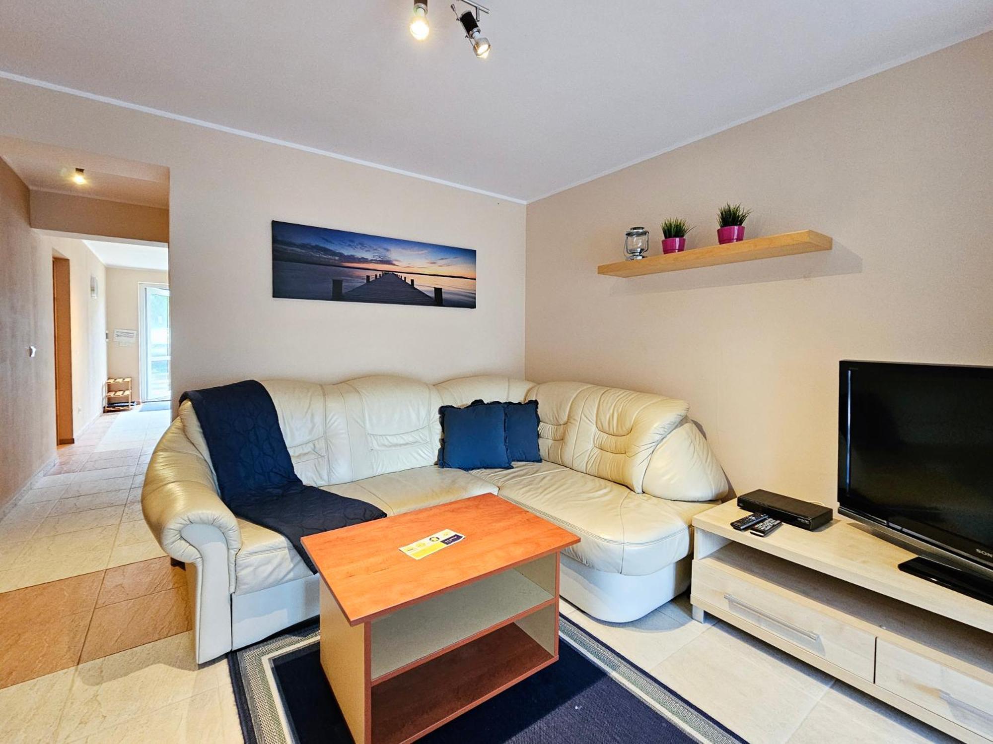 Visit Baltic - Rycerska Apartment ชวีโนวิชแจ ภายนอก รูปภาพ